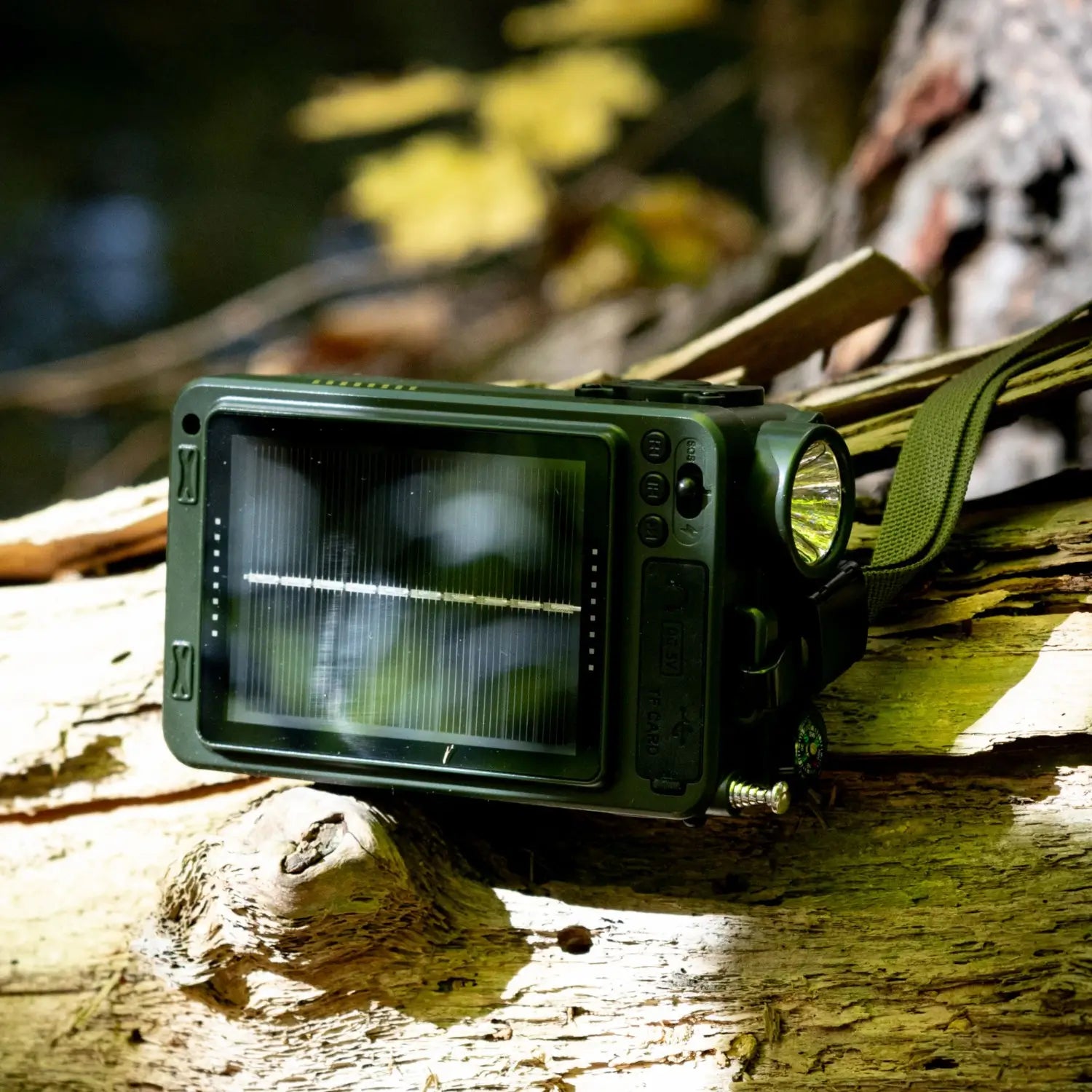 SignalSafe™ Survival Hub – 9-i-1 Nödradio, Powerbank och Säkerhetsenhet
