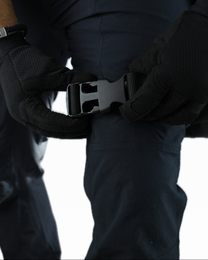 GearGrip™ Holster Pro – Kraftig bälteshållare för snabb åtkomst