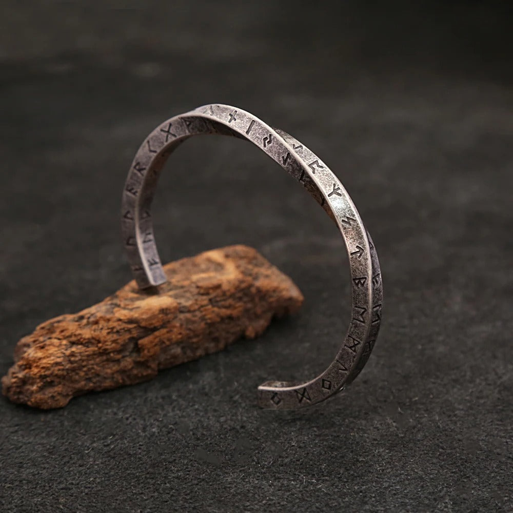 Viking Valor Mobius-armband - Upptäck vikingarnas kraft och styrka