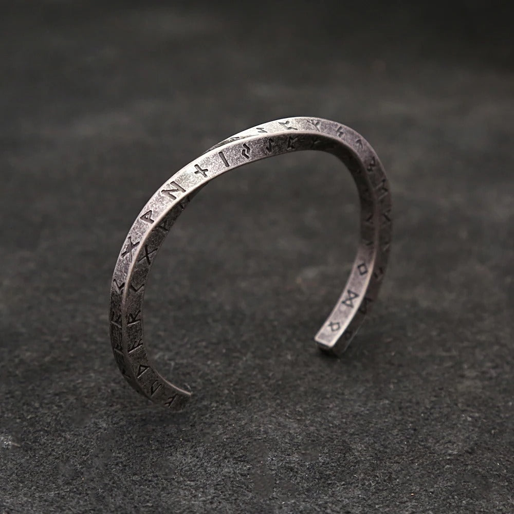 Viking Valor Mobius-armband - Upptäck vikingarnas kraft och styrka